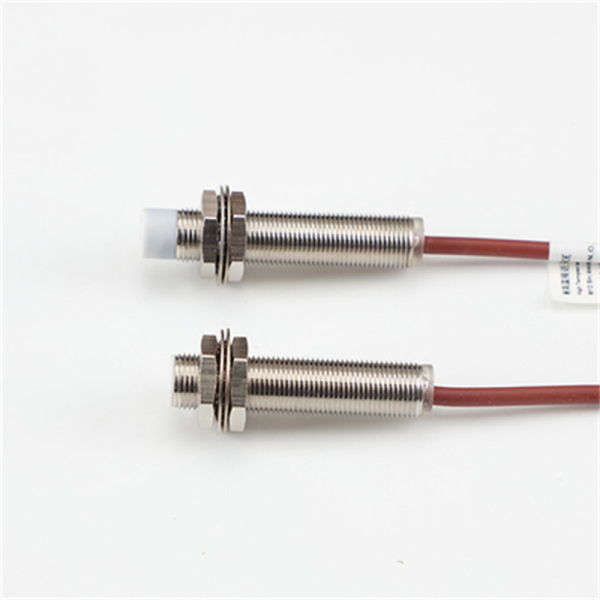 3 Wire DC M12 High Temperature Proximity Sensor 150C For Metal Detection