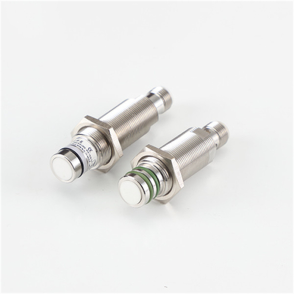 M18 DC High Pressure Inductive Proximity Sensor Inductive Cylindrical Stainless Steel 500 Bar