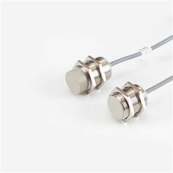 M30 DC Cylindrical Inductive Proximity Sensor Metal Tube Shorter Body For Position Detection