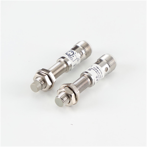 M8 Shorter 53mm Cylindrical Inductive Proximity Sensor Switch With M12 4 Pin Plug Connector